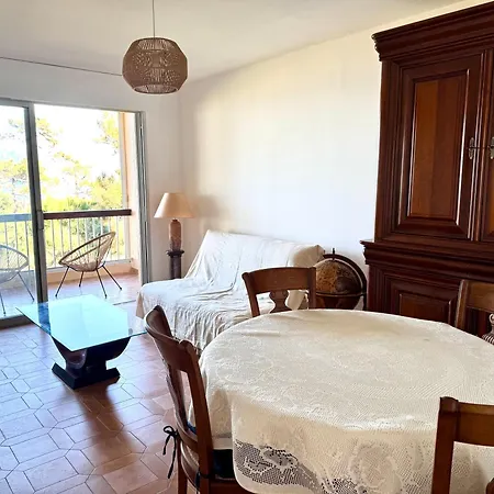 Apartment Pieds Dans L'eau Avec Vue Exceptionnelle Calvi (Corsica)