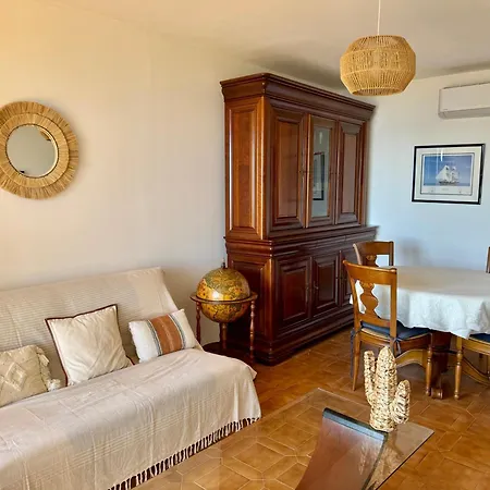 Apartment Pieds Dans L'eau Avec Vue Exceptionnelle Calvi (Corsica)